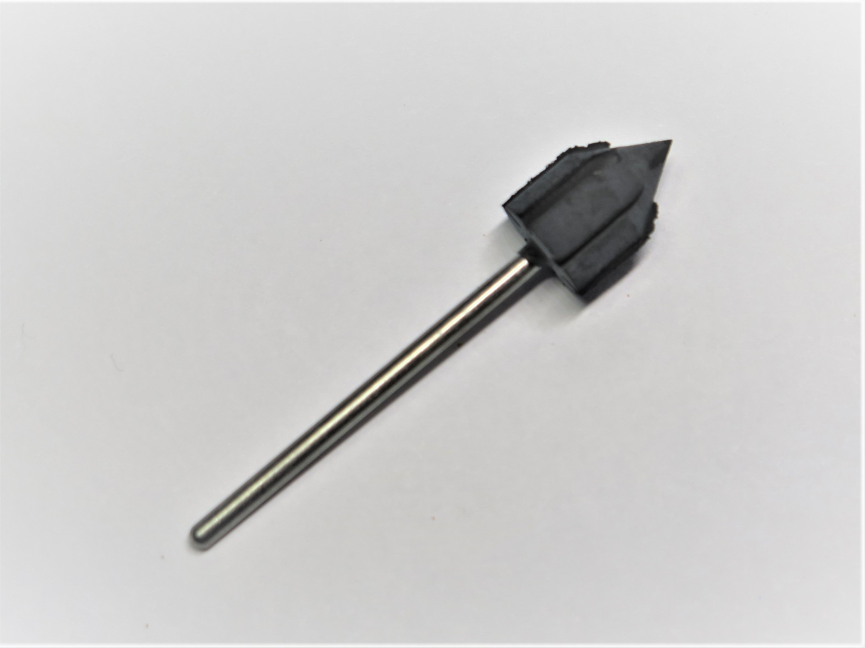 Резиновая основа Lukas КОНУС , d. 10мм (Германия)