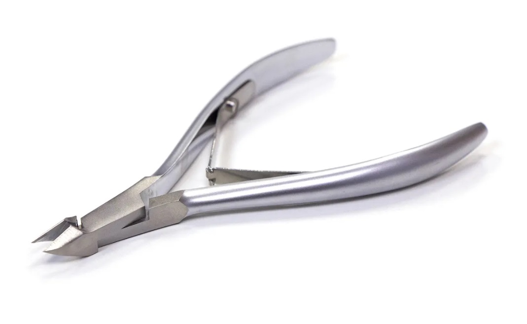 YOKO Маникюрные кусачки д/кутикулы двойная пружина, 9 мм