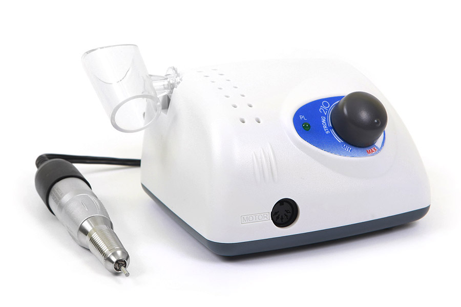 Аппарат Strong 210/120 (без педали с сумкой)30 000 об/мин.  Cумка на молнии в комплекте.